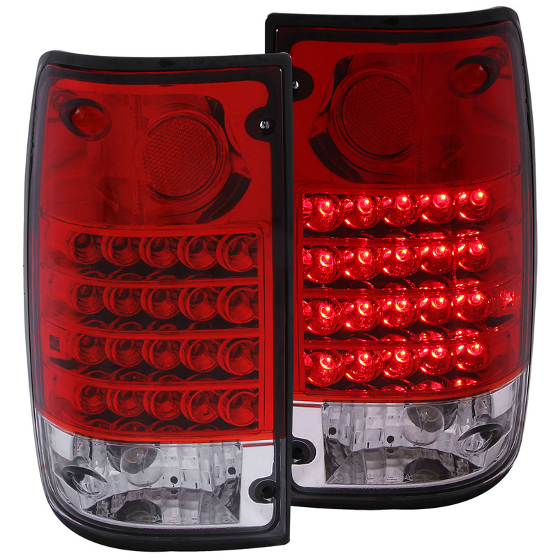 Tail Light Set - 311043