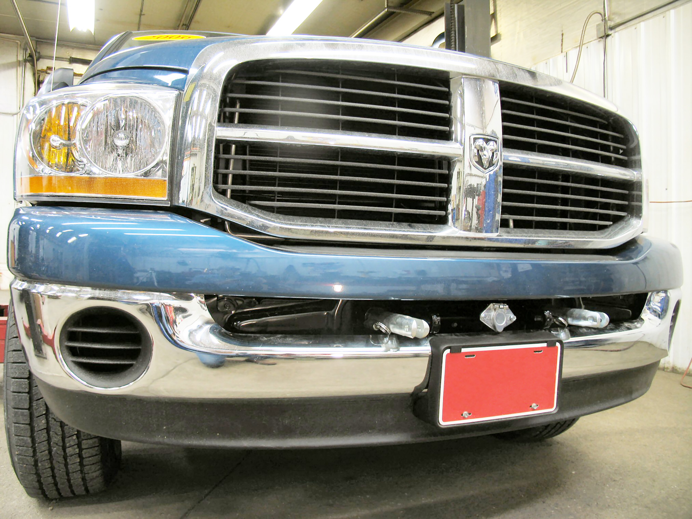 Blue Ox BX1988 - Tow Bar Base Plate, Black, Powder Coat