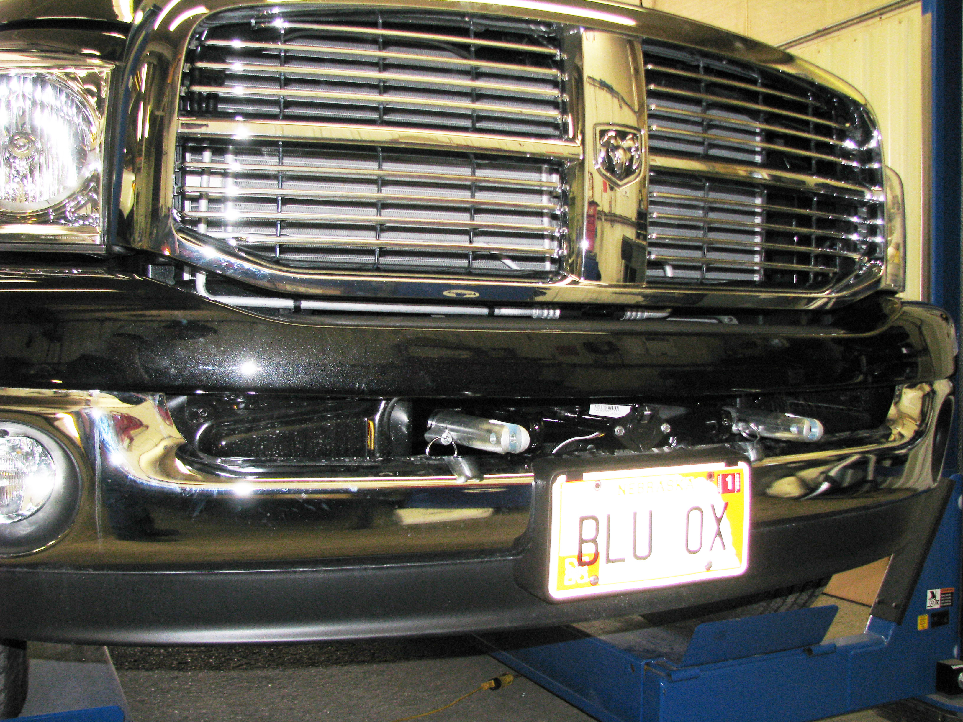 Blue Ox BX1988 - Tow Bar Base Plate, Black, Powder Coat