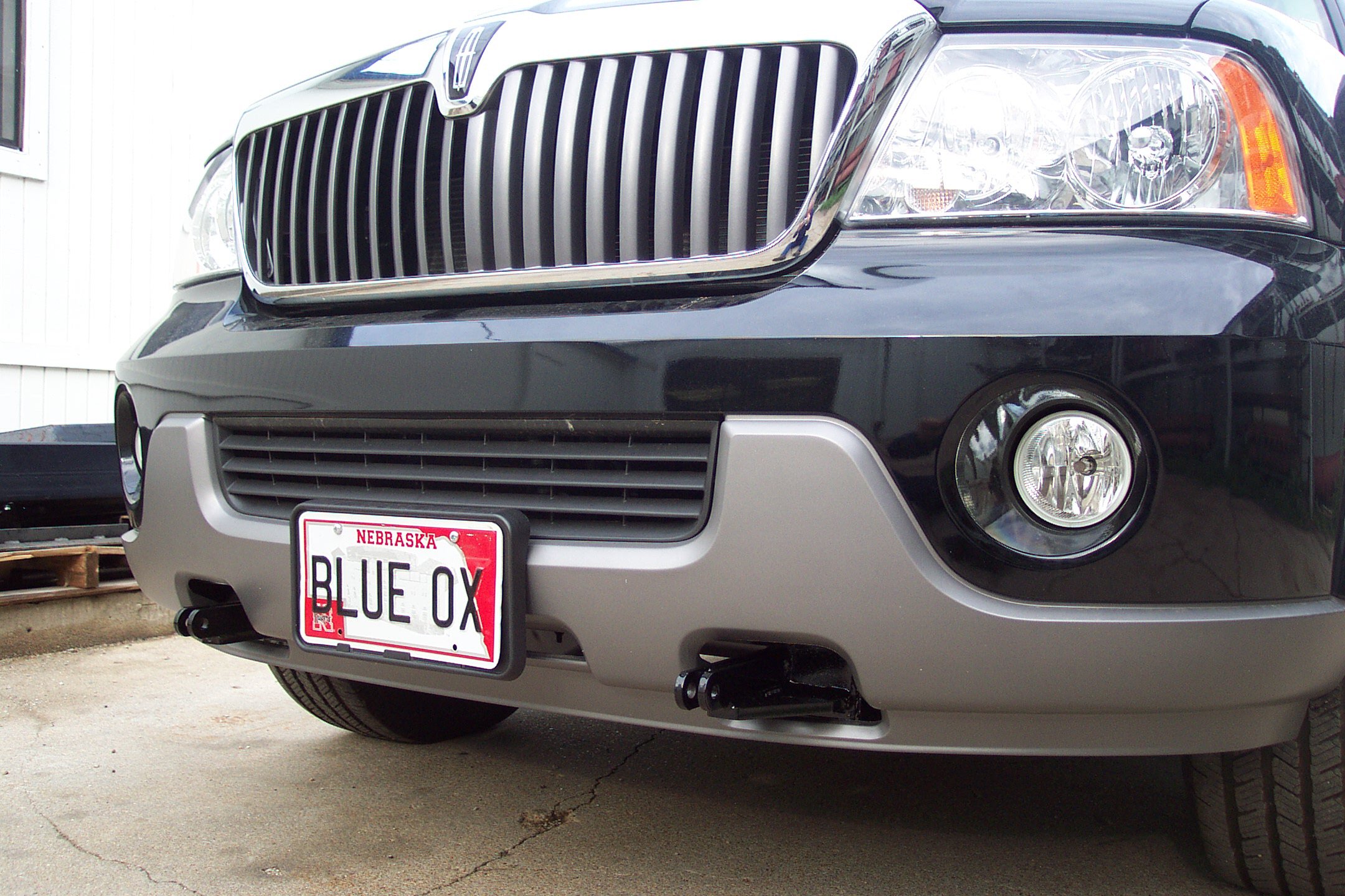 Blue Ox BX2167 - Tow Bar Base Plate, Black, Powder Coat