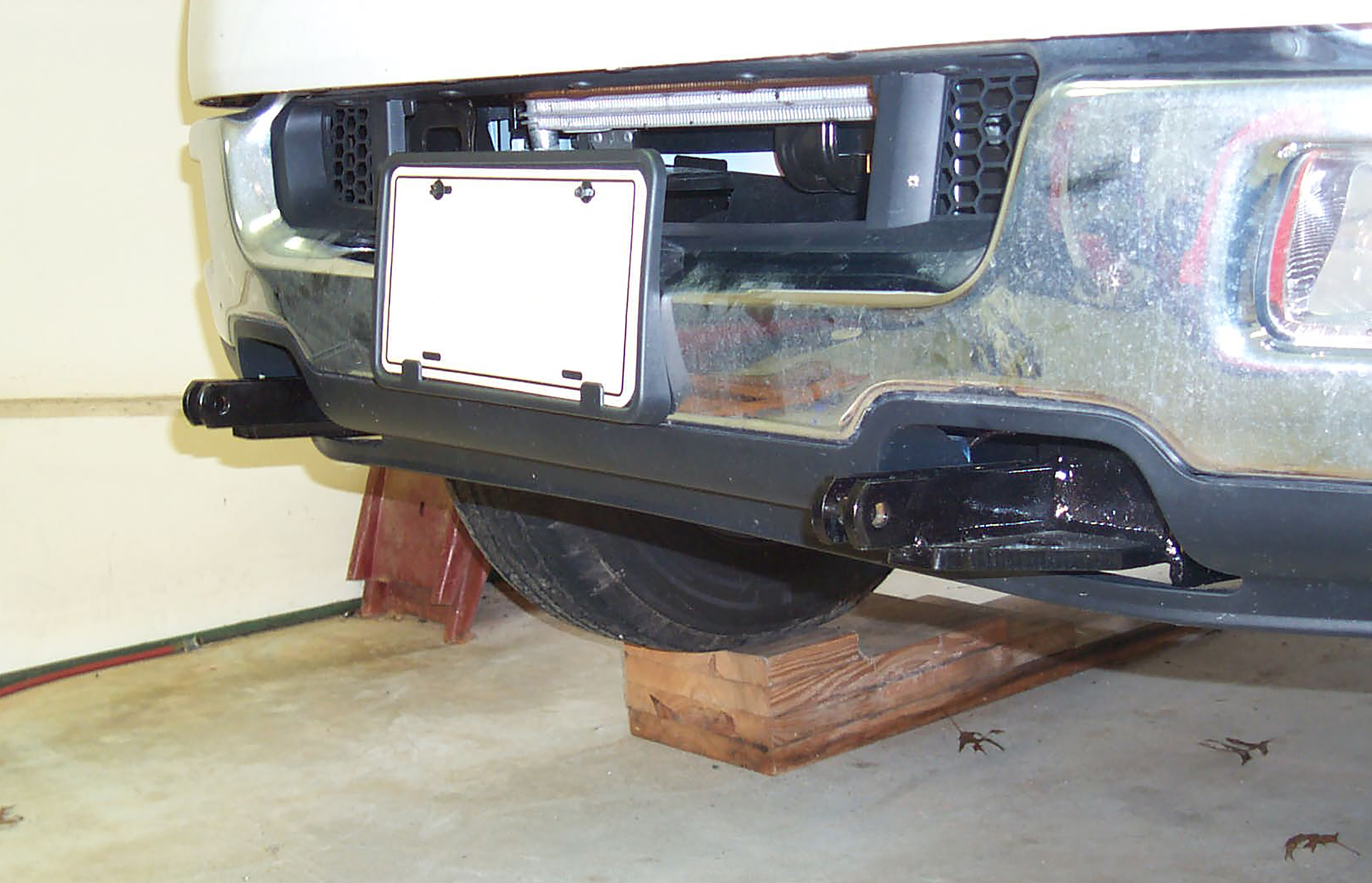 Blue Ox BX2169 - Blue Ox Tow Bar Base Plate - Canada