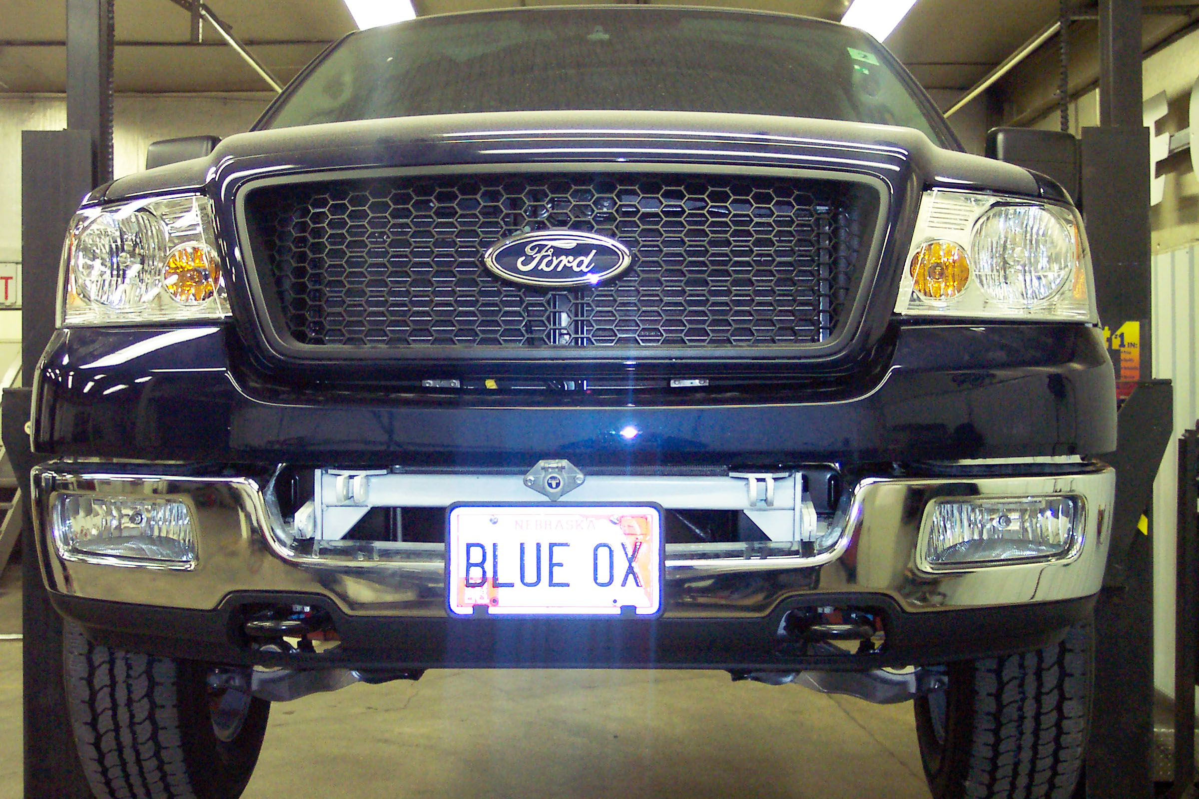 Blue Ox BX2172 - Tow Bar Base Plate, Black, Powder Coat