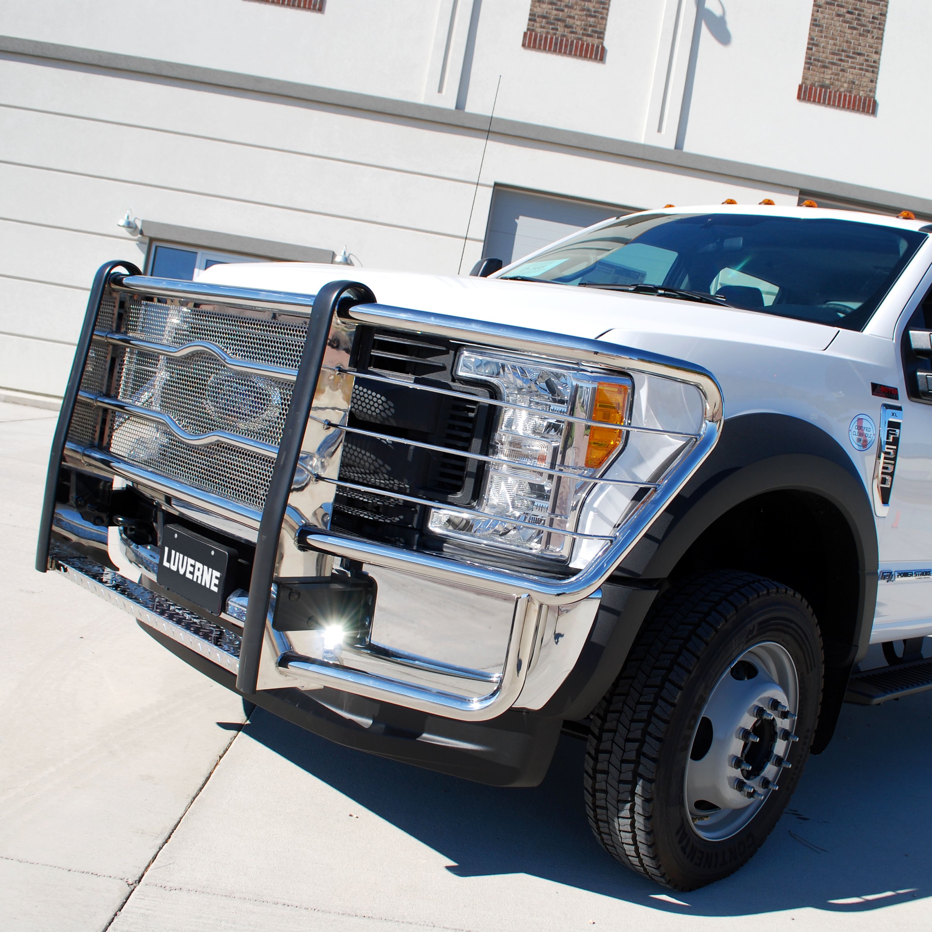 LUVERNE 311723-321722 - Prowler Max, Polished Stainless