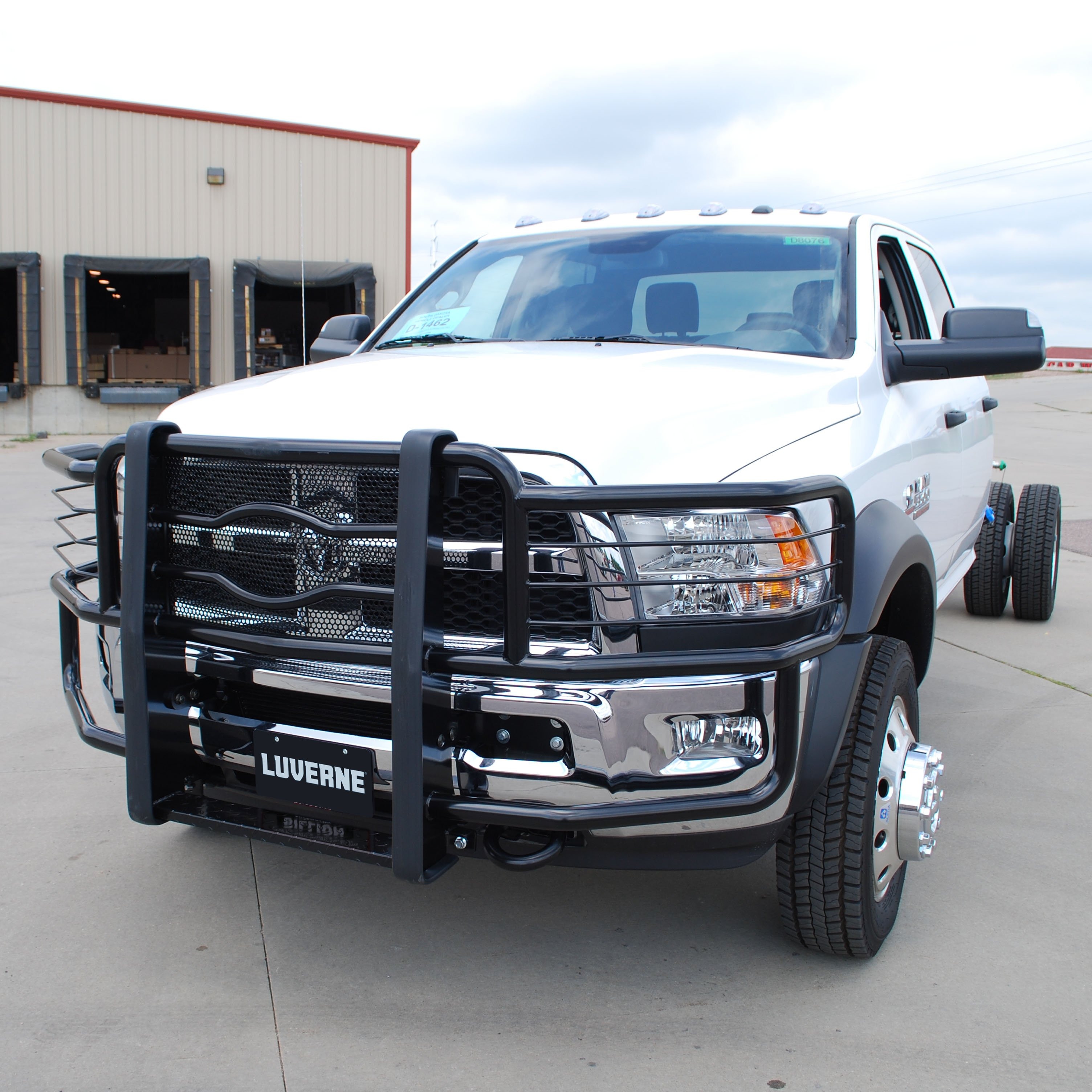LUVERNE 321033 - Prowler Max, Smooth Black Powder Coat