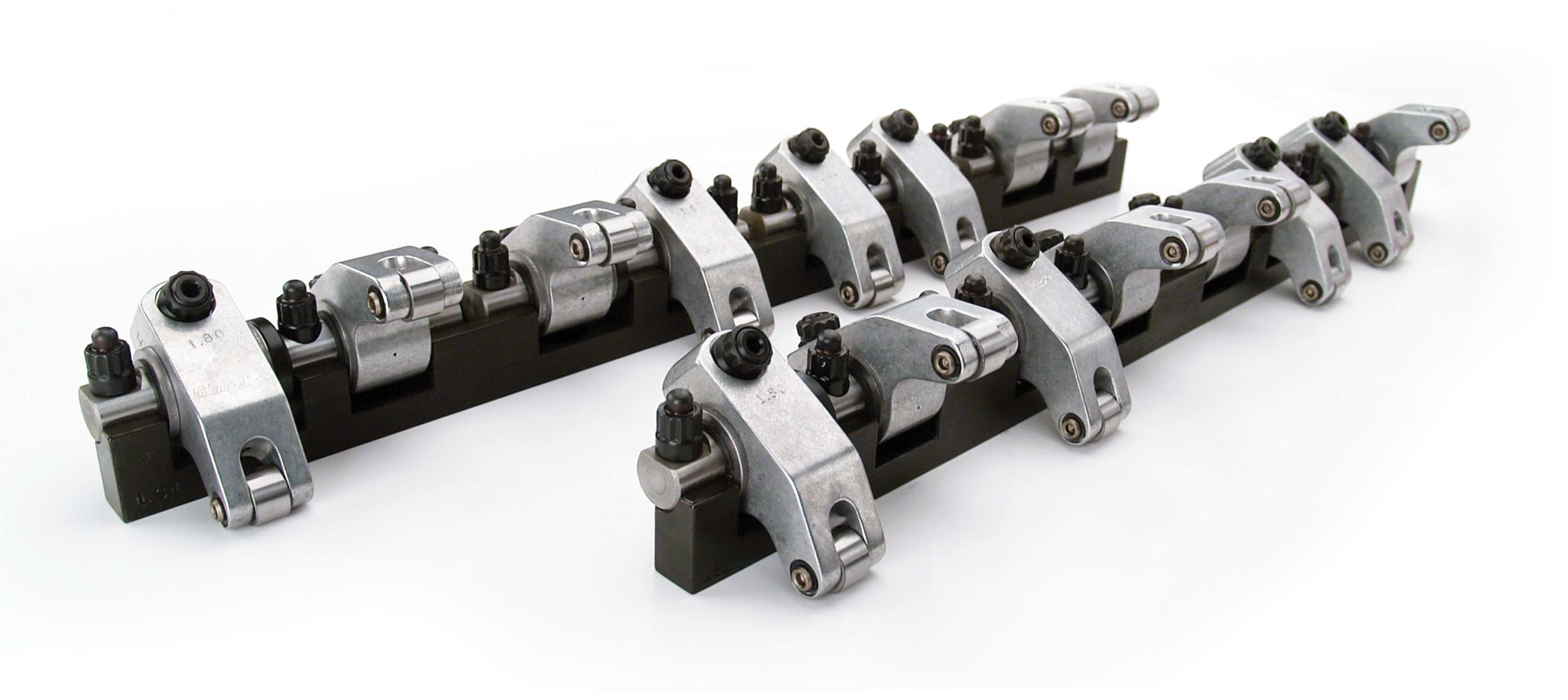 COMP Cams 1500CPG Shaft-Mount Aluminum 1.7 Ratio Rocker Kit For GM LS1, LS2 And LS6