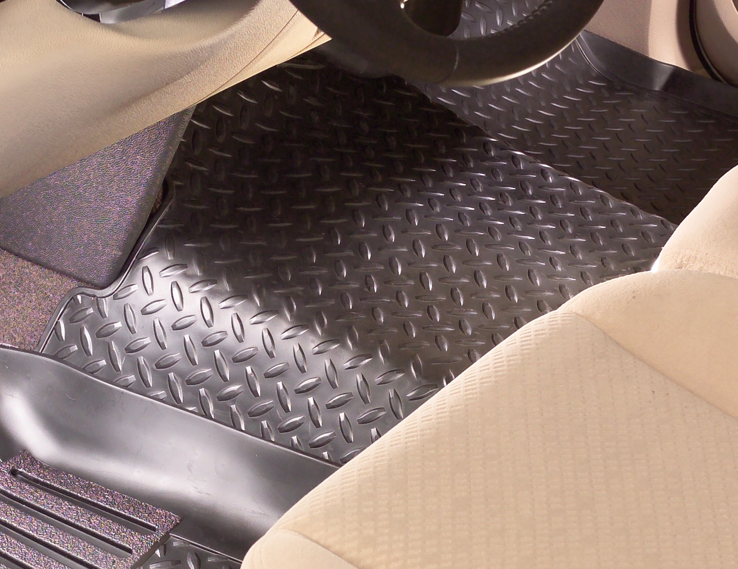 Husky Liners 82211 - Classic Style, Black, TPE - Thermoplastic Elastomer