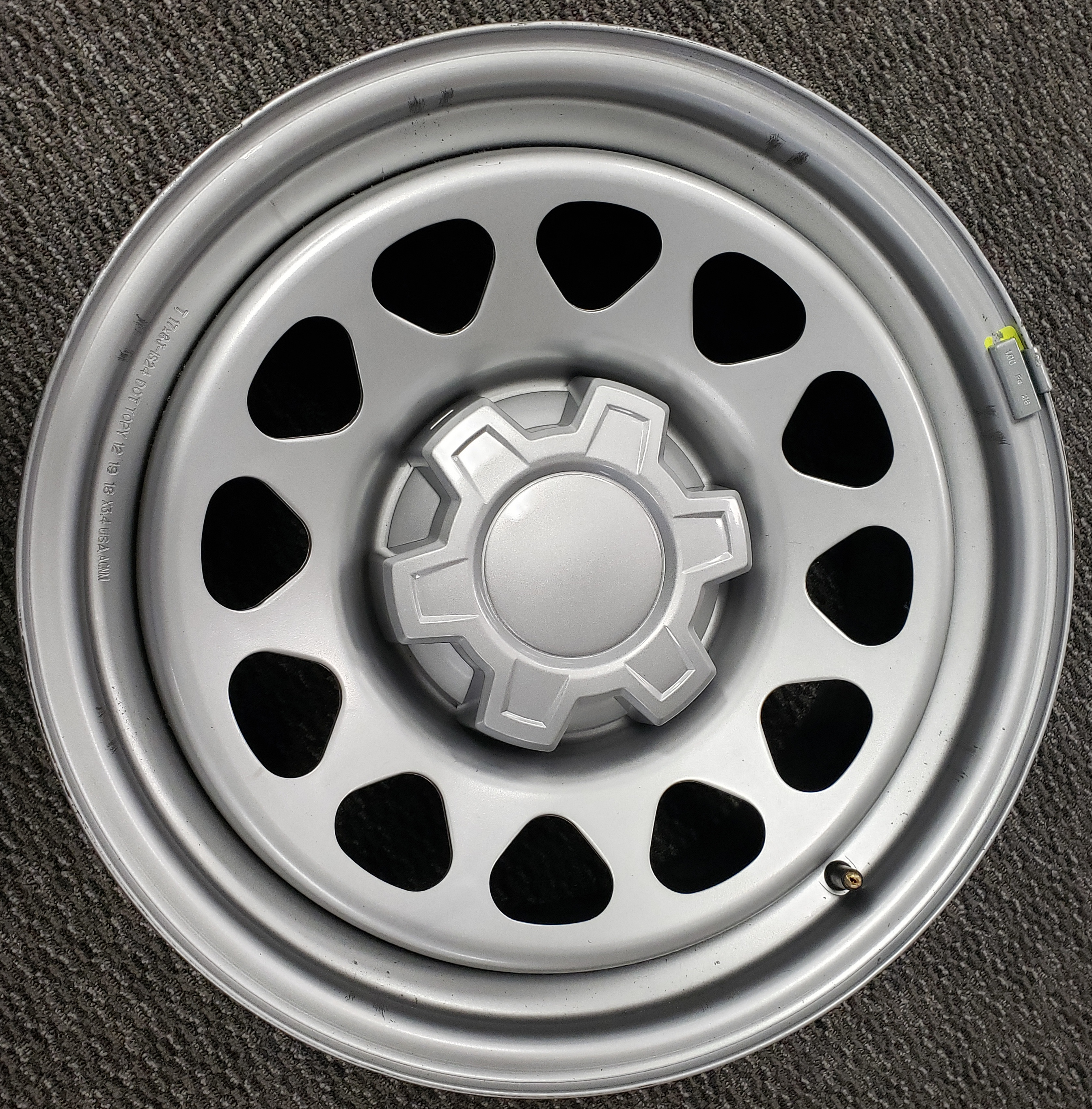 Coast To Coast IWCC8130S - Wheel Center Caps, Silver, Chrome Plated
