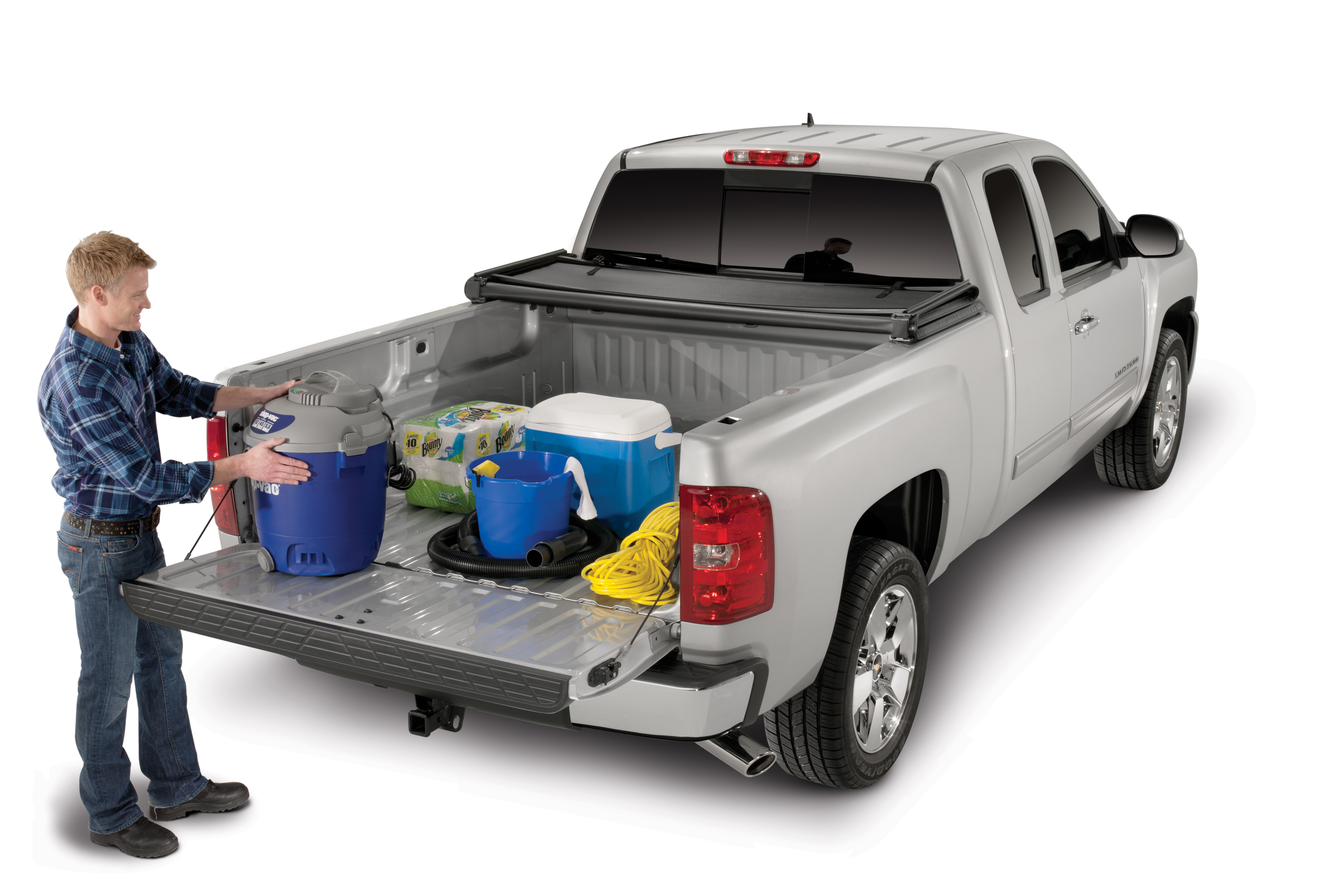 TrailFX TFX1008 - Folding Tonneau Cover, 6'6" Bed, Black