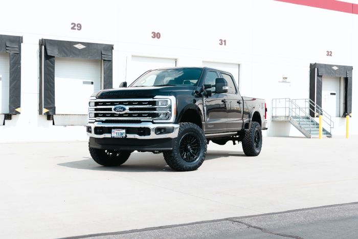 ReadyLift 49-23623 - HD Lift Kits, Silver, Steel and Shocks