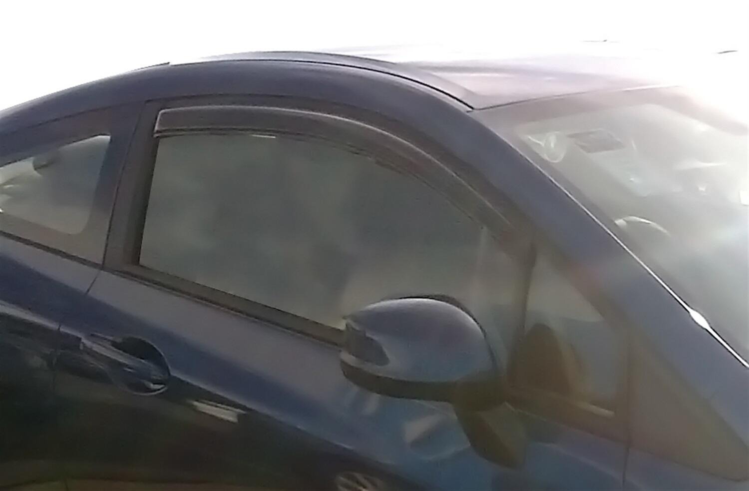 Auto Ventshade AVS 92729 - AVS Ventvisor, Outside Mount, Modified Acrylic