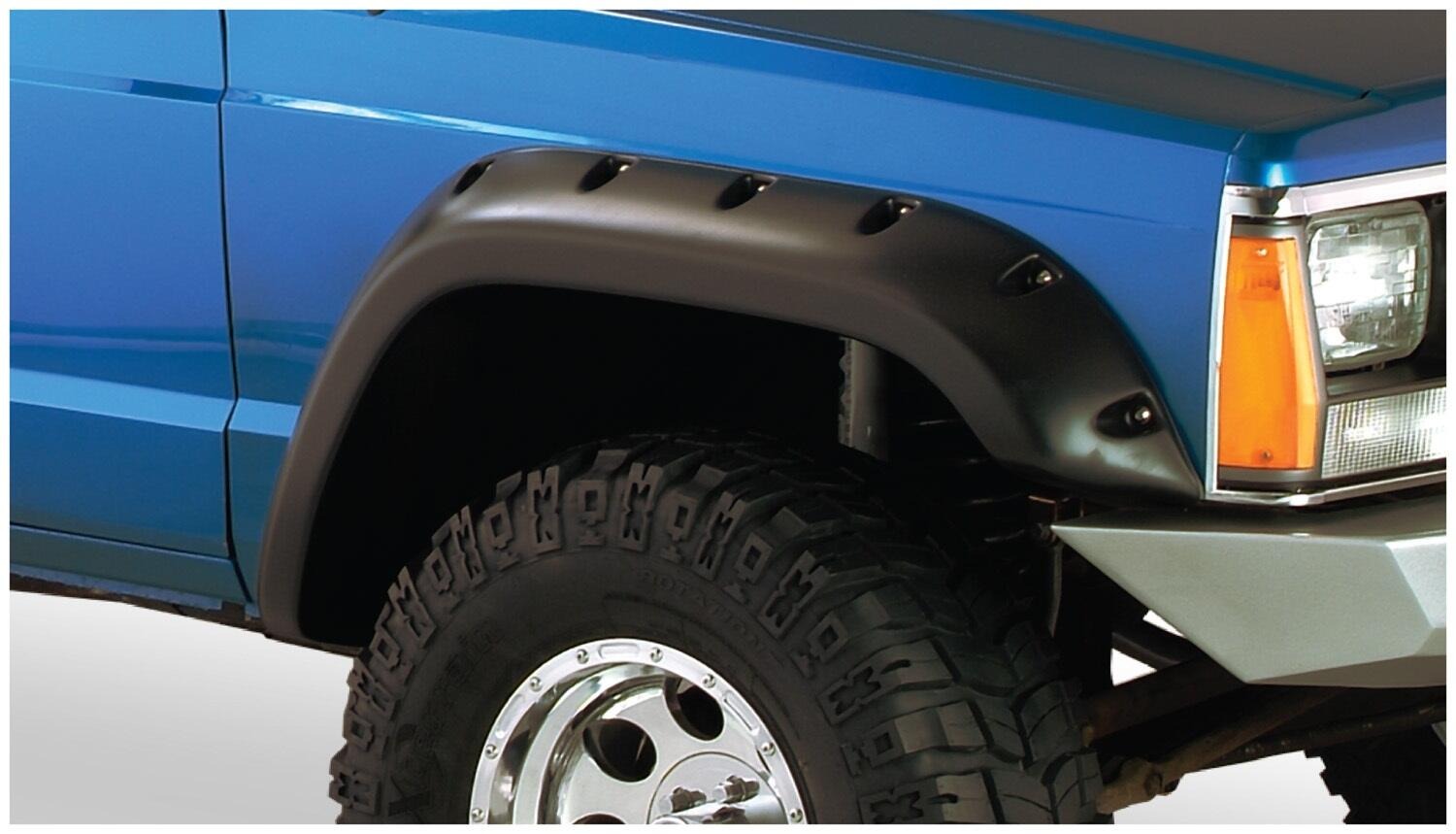 Bushwacker 10912-07 - Cutout Fender Flares (Jeep), 4-Piece Set, Black