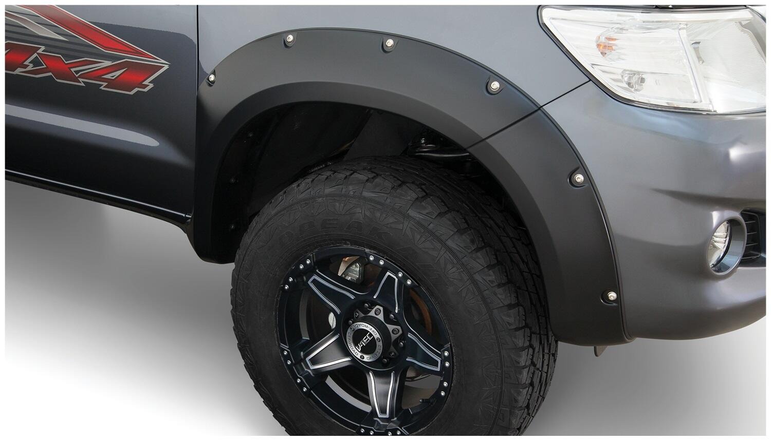 Bushwacker 31929-02 - Pocket Style Fender Flares, 4-Piece Set, Black