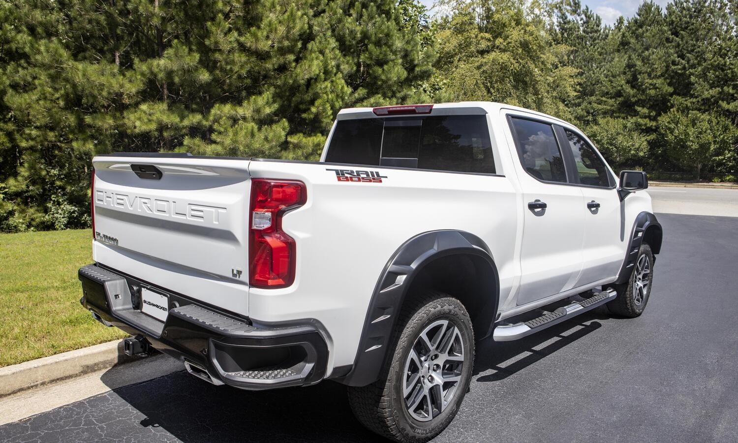Bushwacker 40984-02 - DRT Style Fender Flares, 4-Piece Set, Black