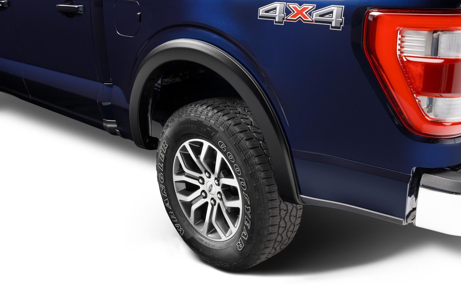 Bushwacker 20962-02 - OE Style Fender Flares, 4-Piece Set, Black