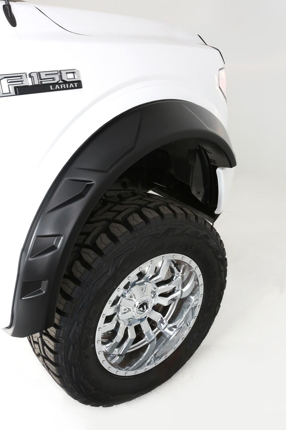 Bushwacker 20958-02 - DRT Style Fender Flares, 4-Piece Set, Black