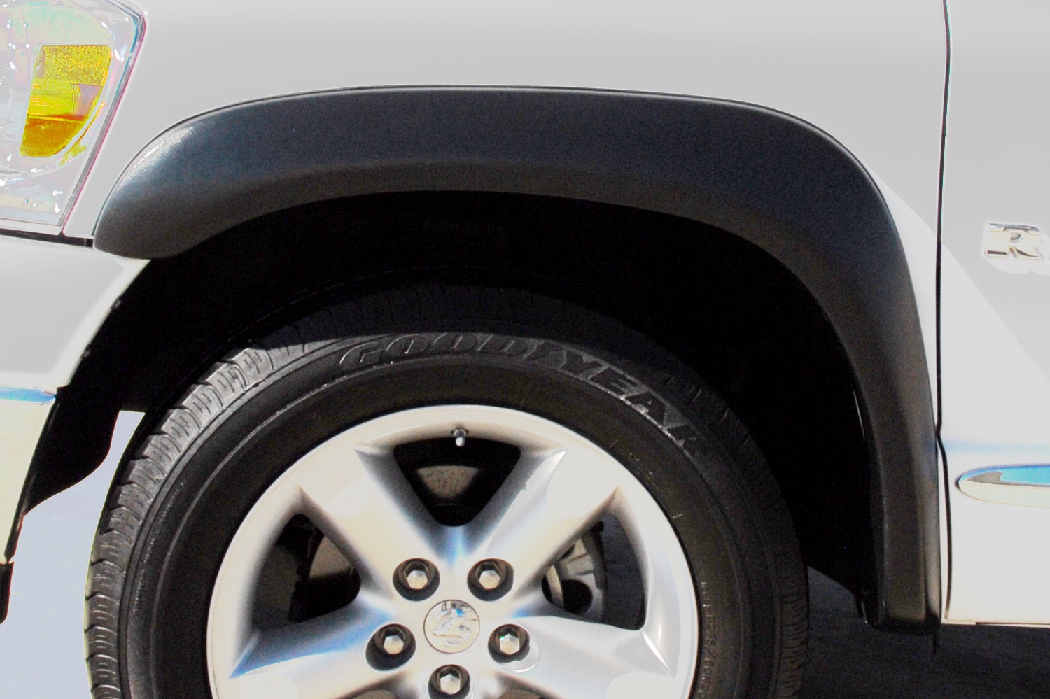 Lund EX203TA - EX-Extra Wide Fender Flares, 2-Piece Front, Fleetside