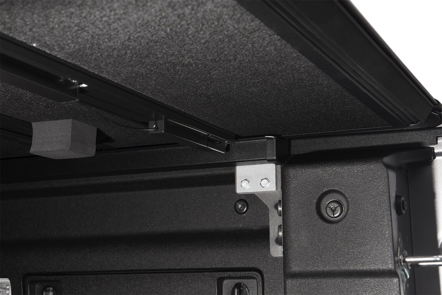 Extang 62590 - Encore, Black, Hard Folding Cover