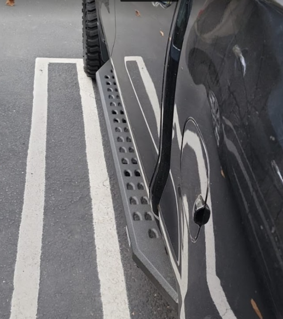 Go Rhino 69404887PC - RB20 Running Boards, Crew Cab, Black