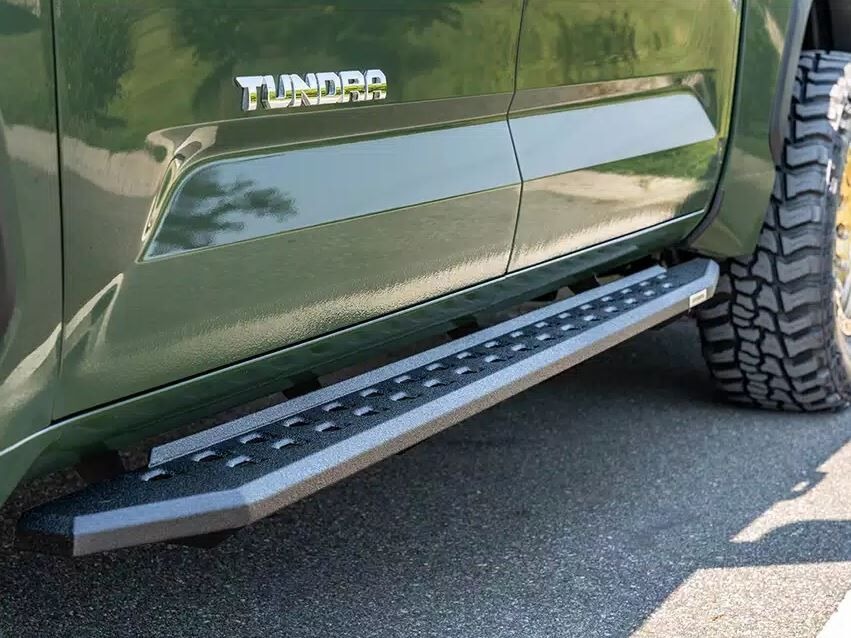 Go Rhino 69443687ST - RB20 Running Boards, Crew Cab, Black