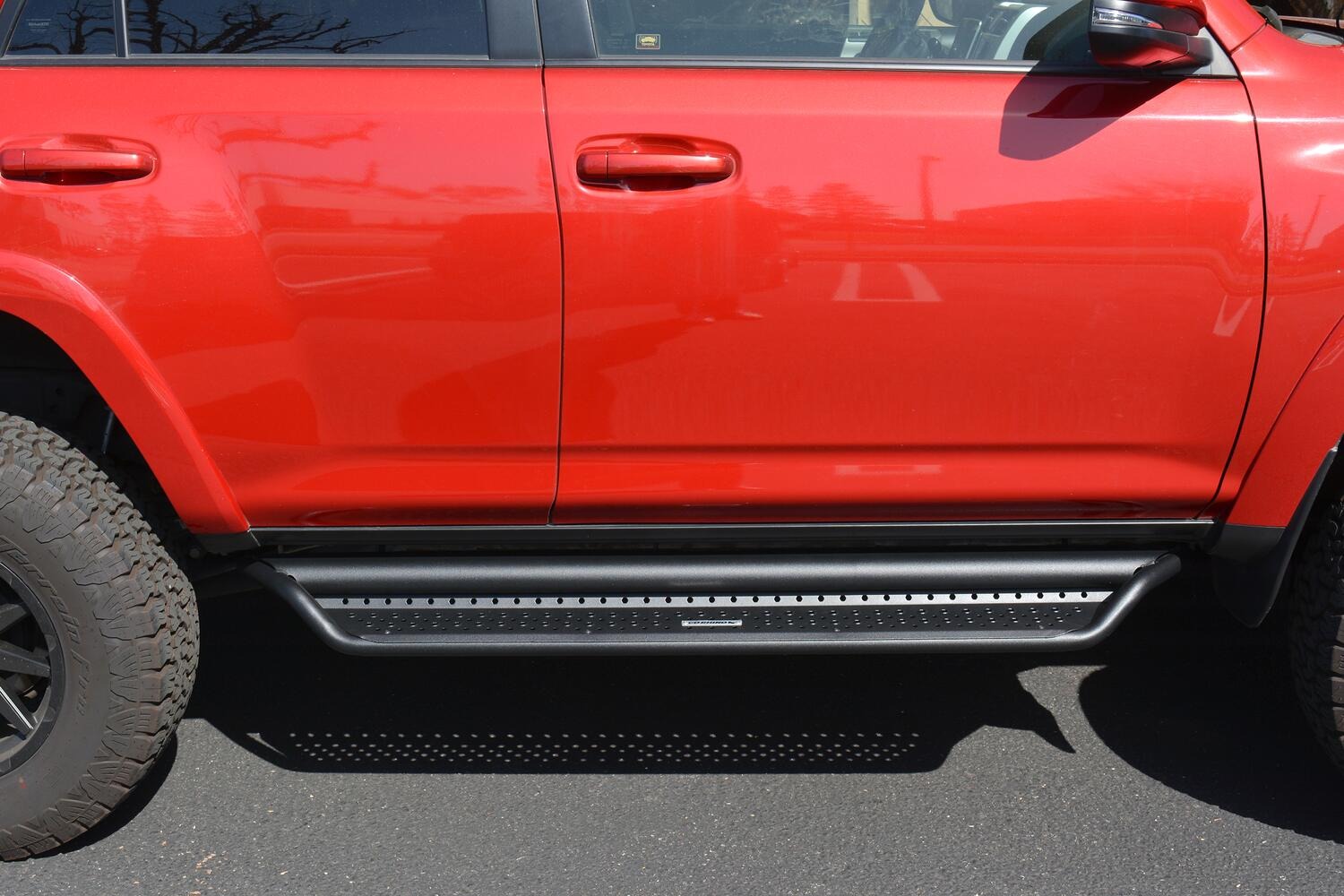 Go Rhino D14425T - Dominator Side Steps, Black, Powder Coated