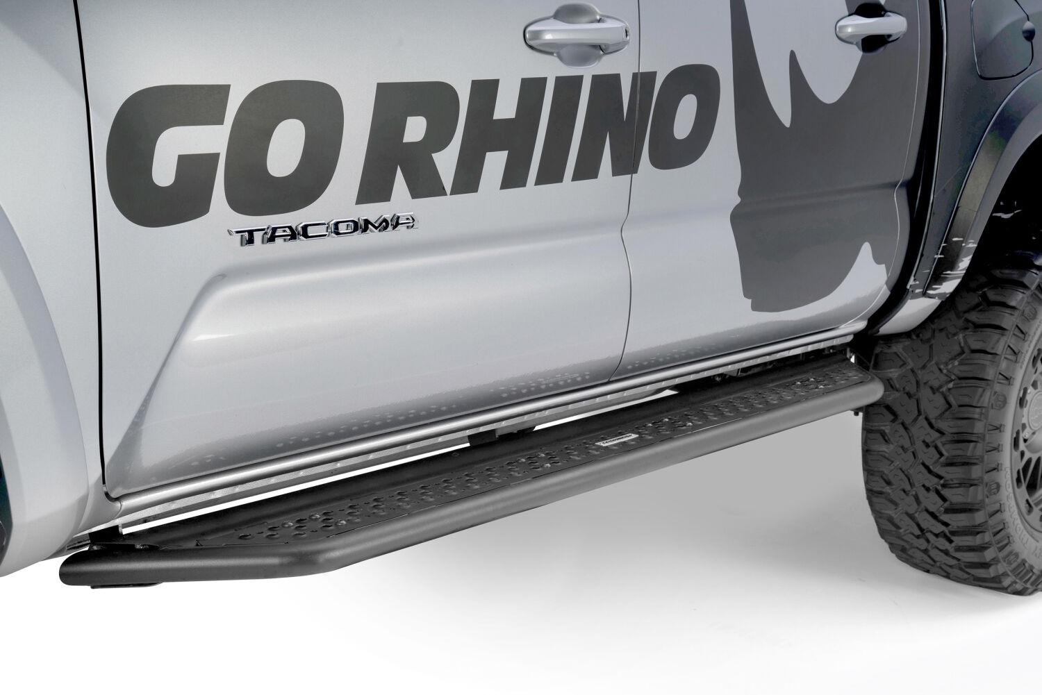 Go Rhino D64429T - Dominator D6 Drop Steps, Crew Cab, Black
