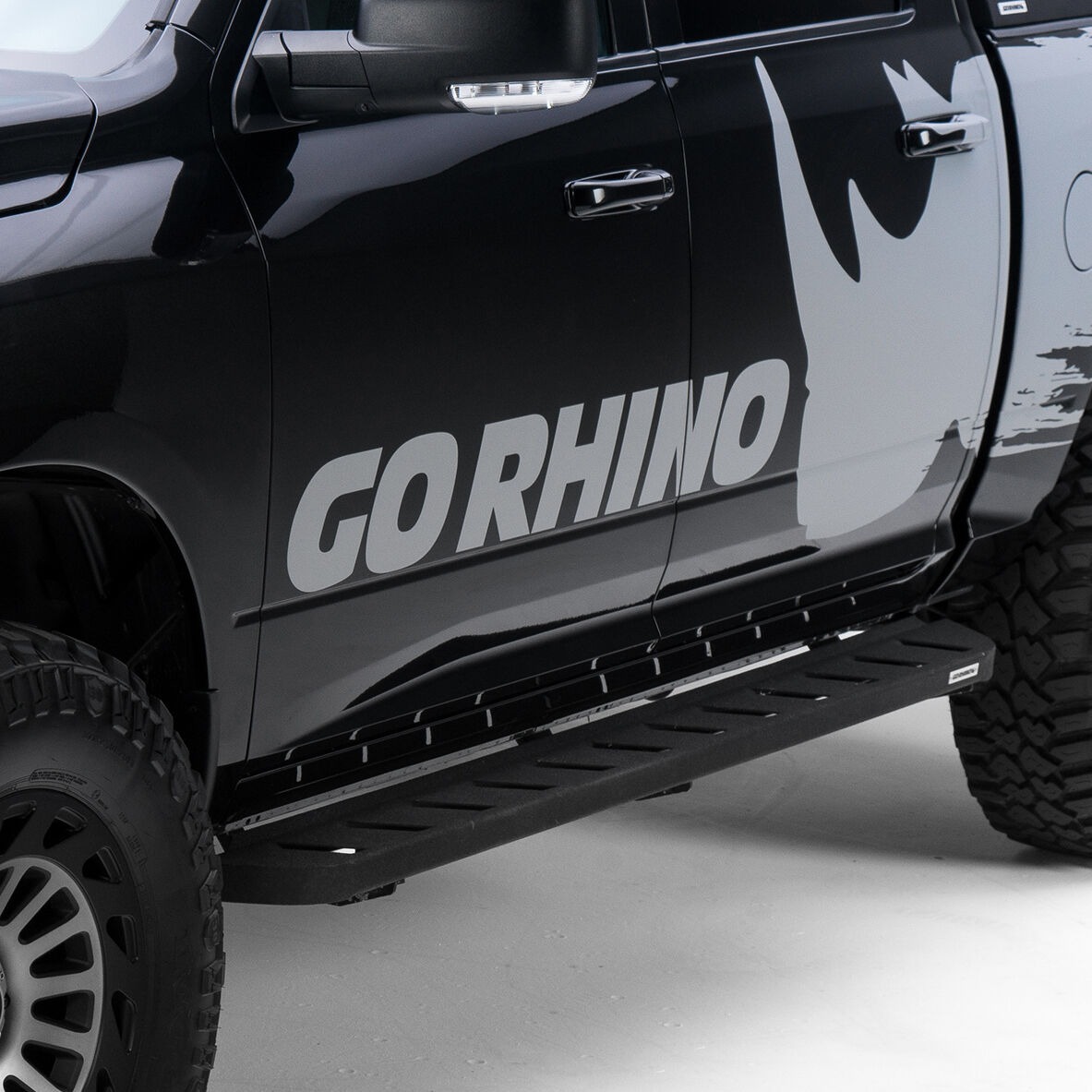 Go Rhino 63409980T - RB10 Running Boards, Extended Cab, Black