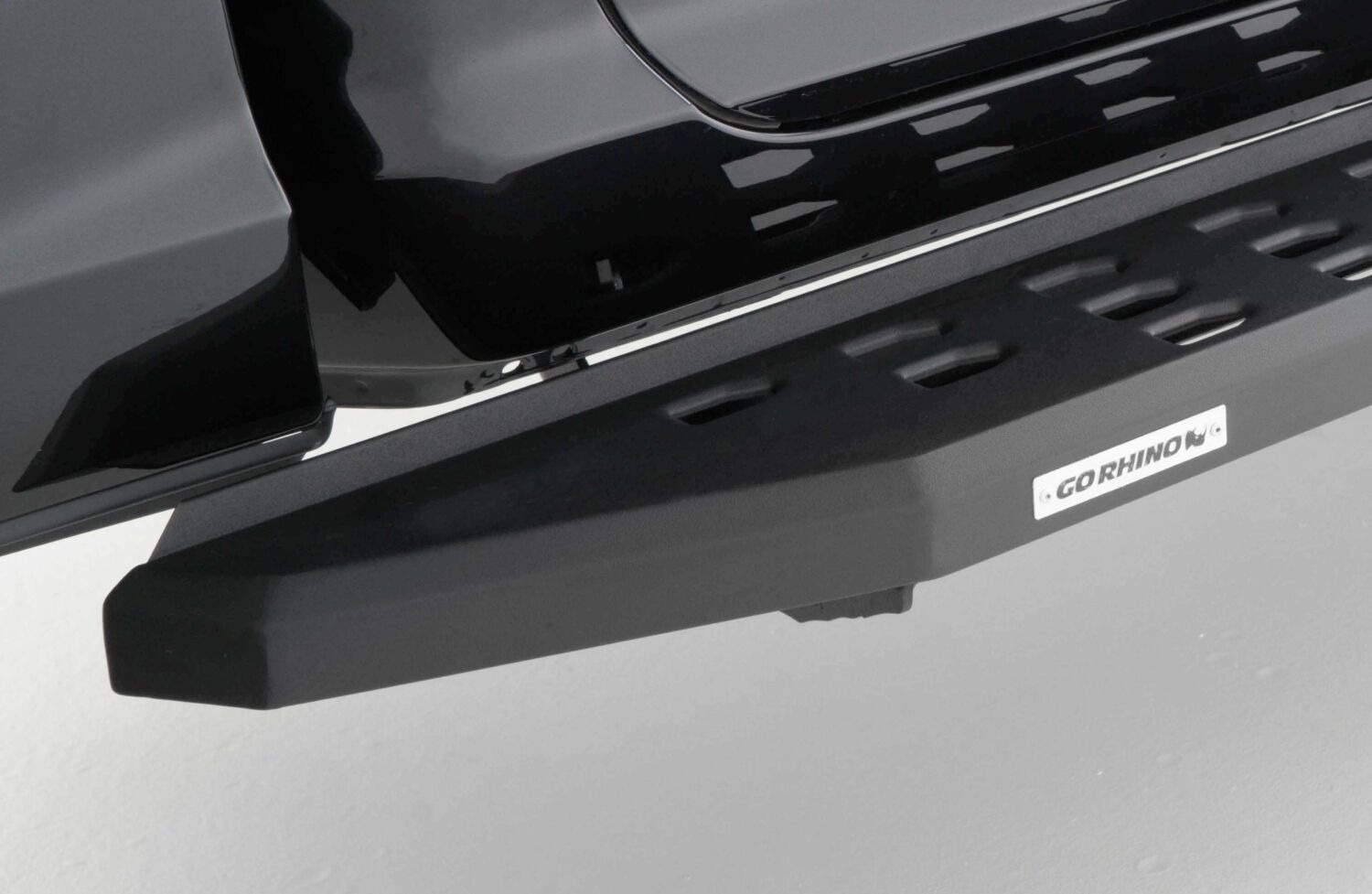 Go Rhino 69420687PC - RB20 Running Boards, Crew Cab, Black