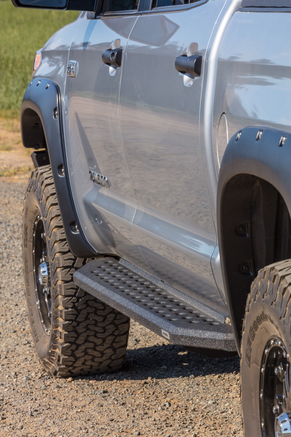 Go Rhino 69442987T - RB20 Running Boards, Crew Cab, Black