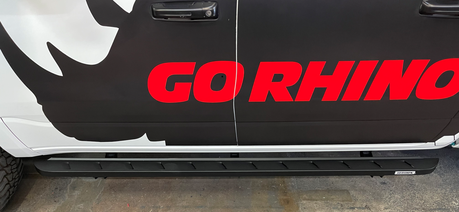 Go Rhino 63430687SPC - RB10 Running Boards, Crew Cab, Black