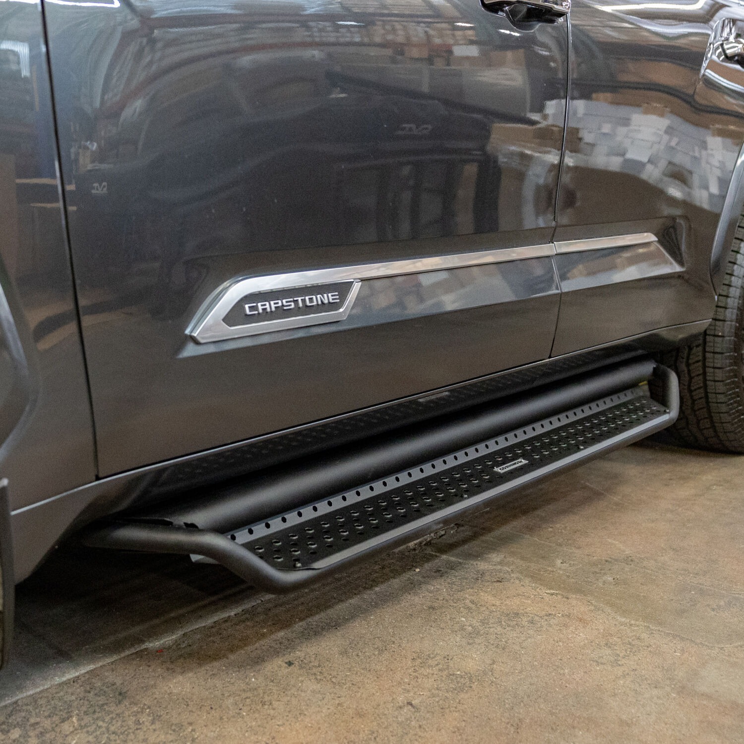 Go Rhino D14439T - Dominator Side Steps, Black, Powder Coated