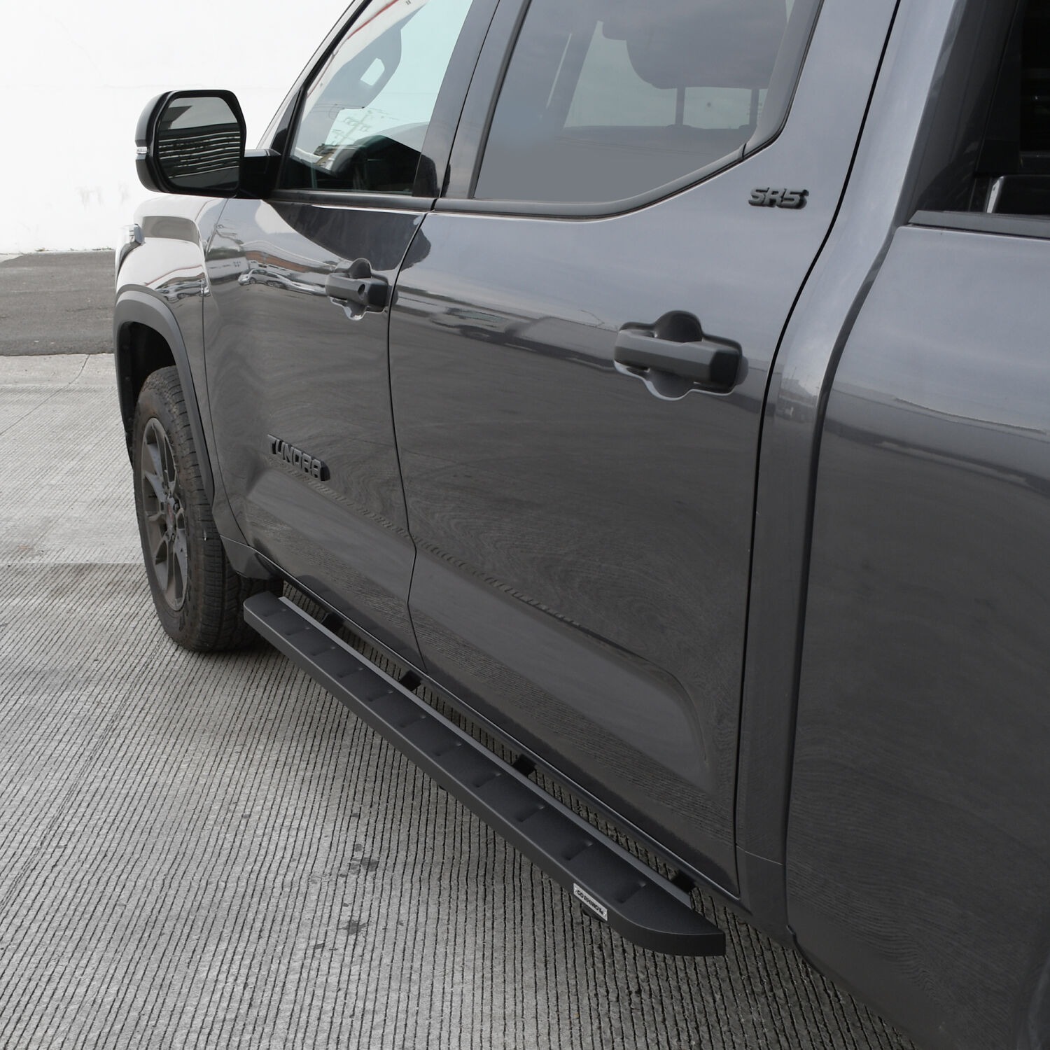 Go Rhino 63443687SPC - RB10 Running Boards, Crew Cab, Black