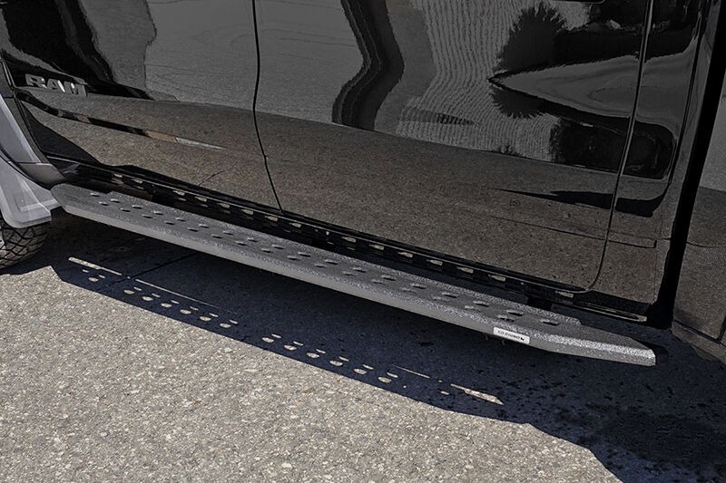 Go Rhino 69430687ST - RB20 Running Boards, Crew Cab, Black