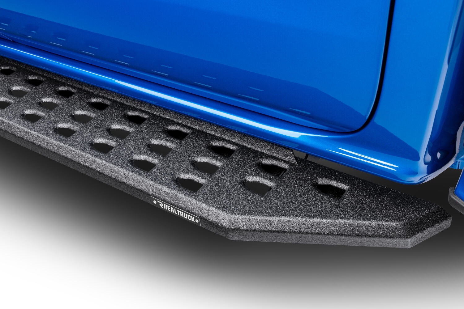 Go Rhino 69036880T - RB20 Running Boards, Crew Cab, Black