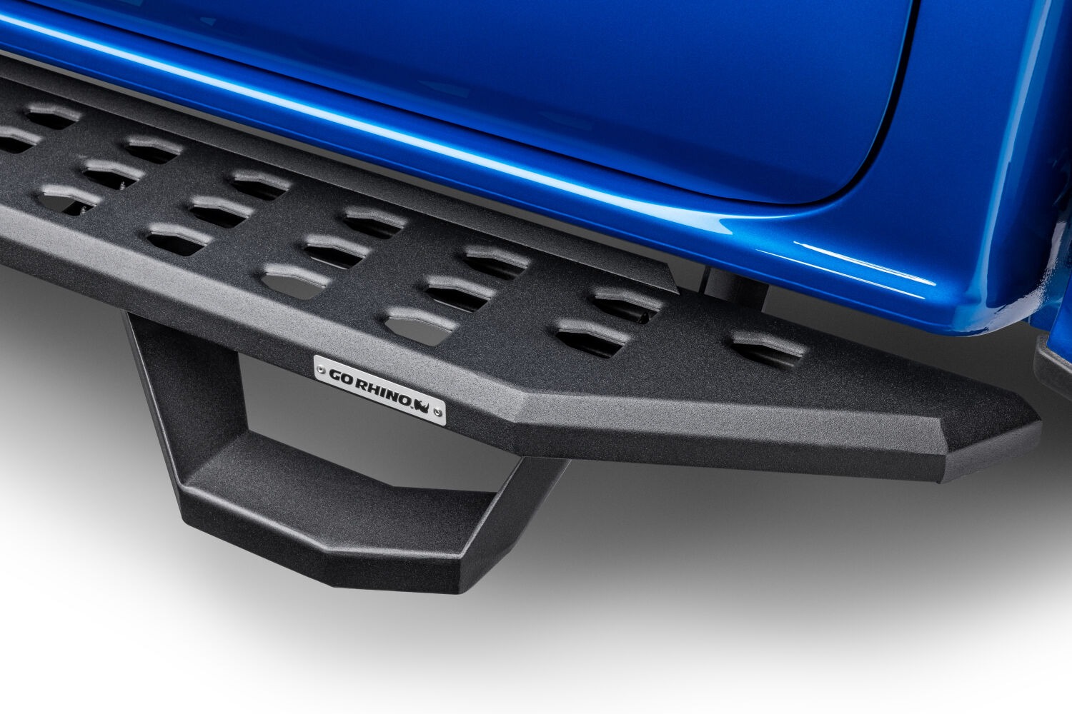 Go Rhino 6903688020PC - RB20 Running Boards, Crew Cab, Black