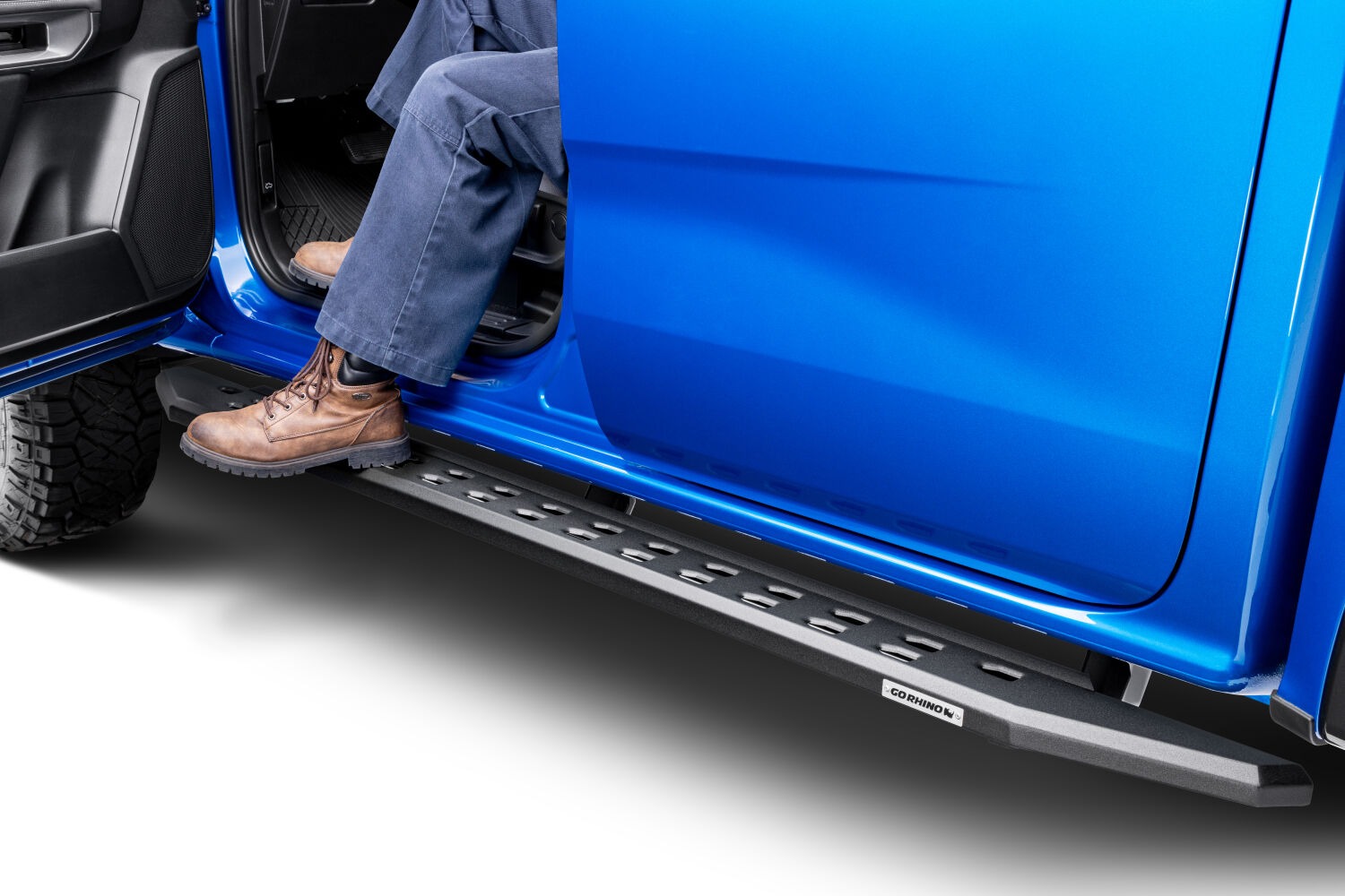 Go Rhino 69036880SPC - RB20 Running Boards, Crew Cab, Black
