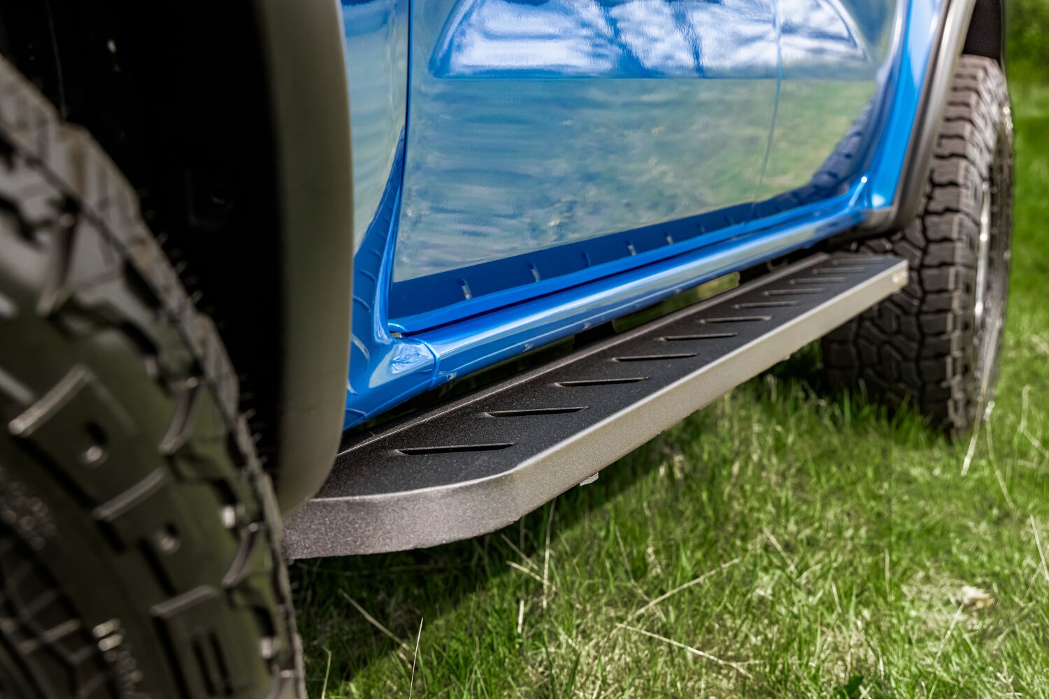 Go Rhino 63036880PC - RB10 Running Boards, Crew Cab, Black