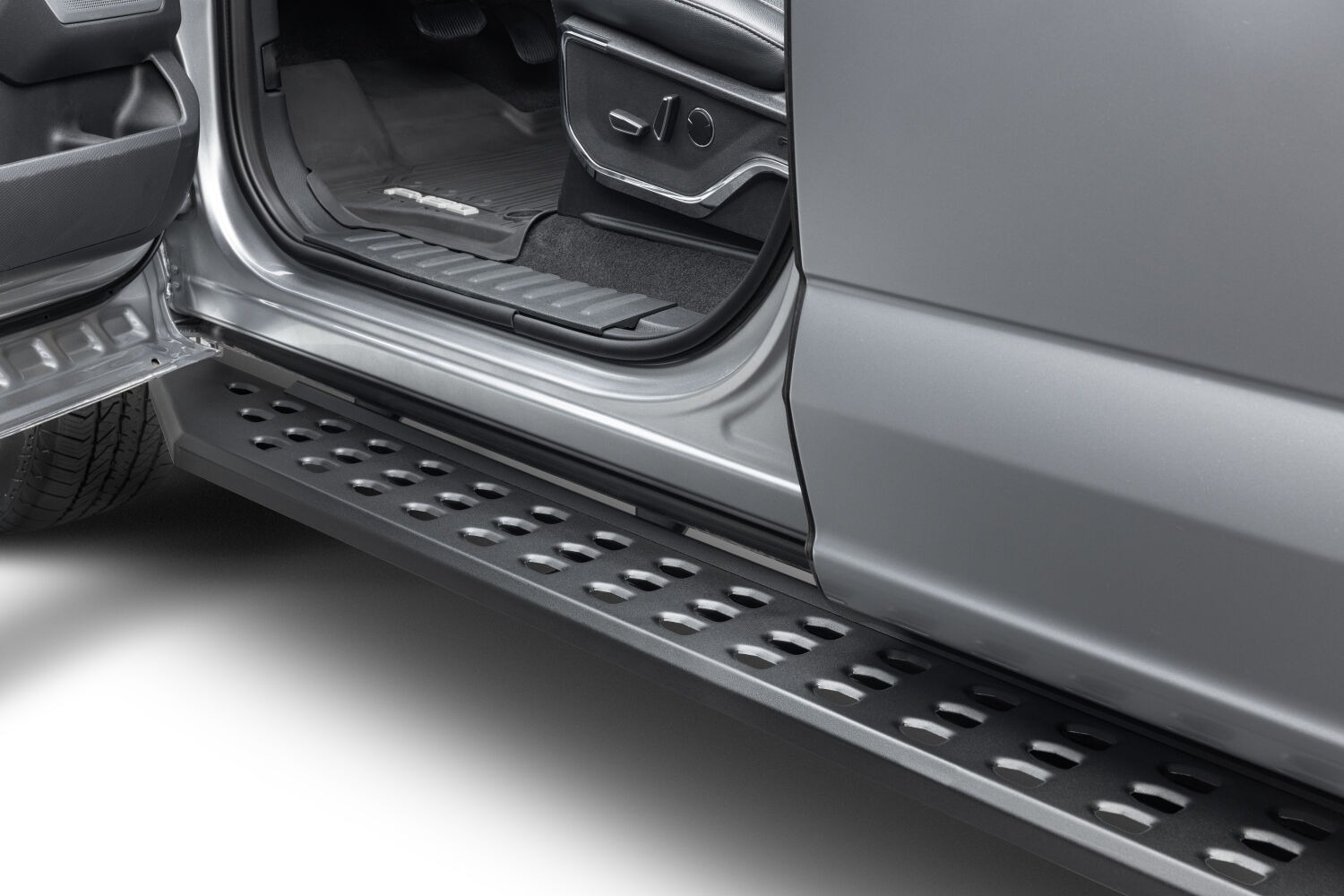 Go Rhino 69415587PC - RB20 Running Boards, Crew Cab, Black
