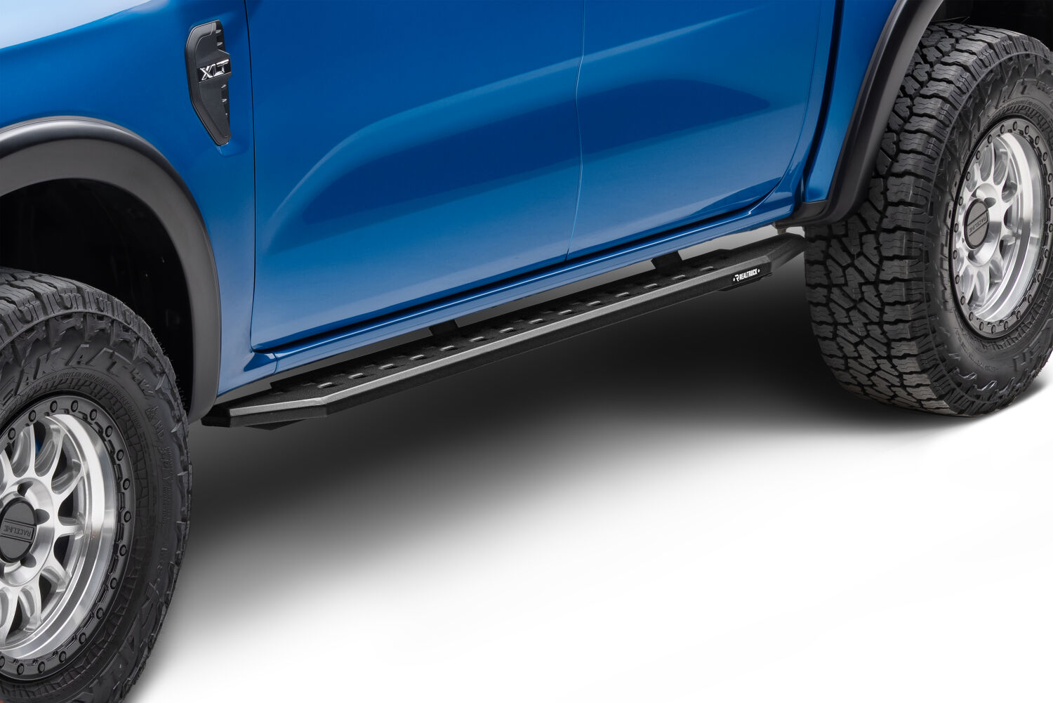 Go Rhino 69036880SPC - RB20 Running Boards, Crew Cab, Black