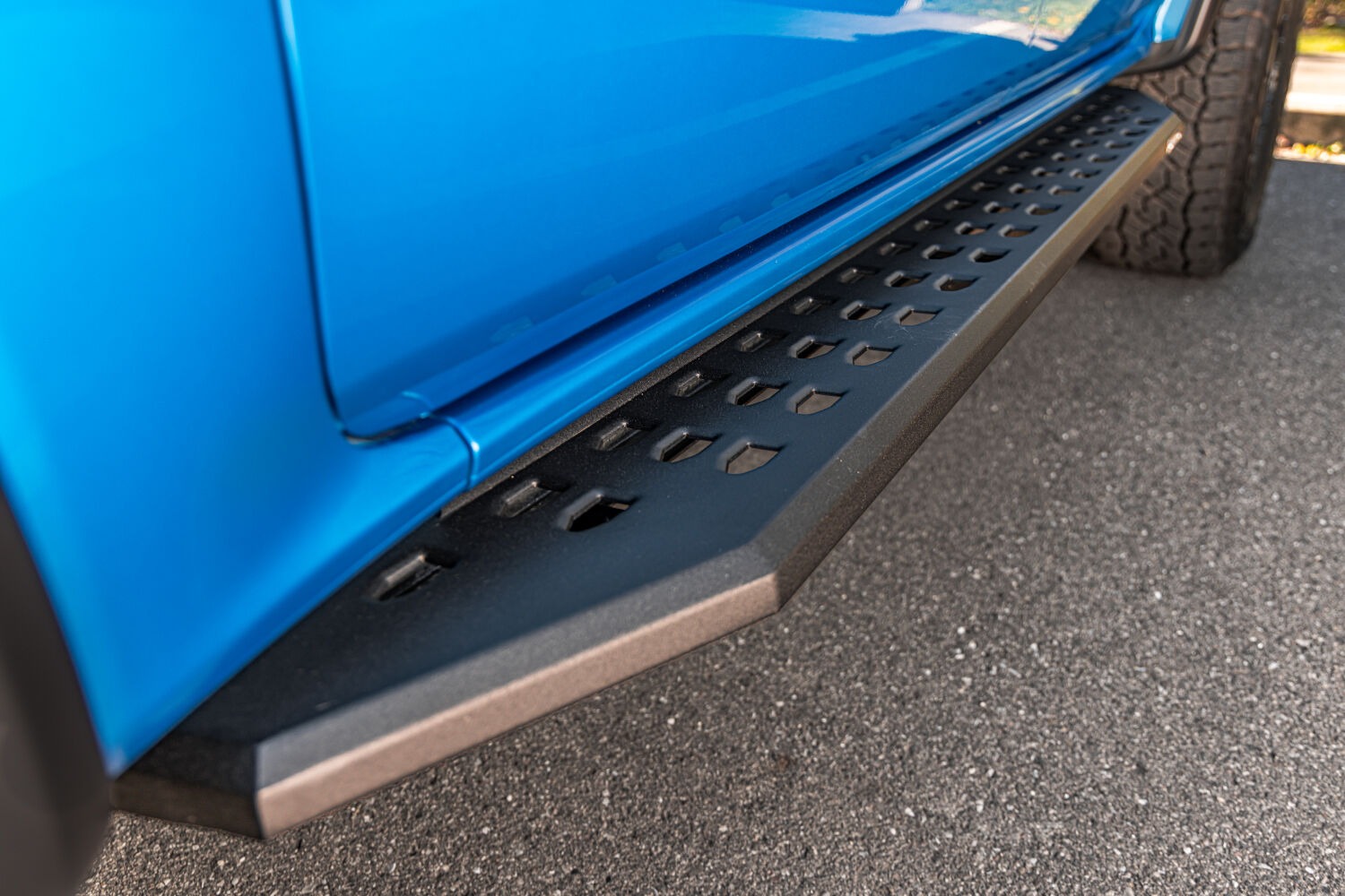 Go Rhino 69036880PC - RB20 Running Boards, Crew Cab, Black