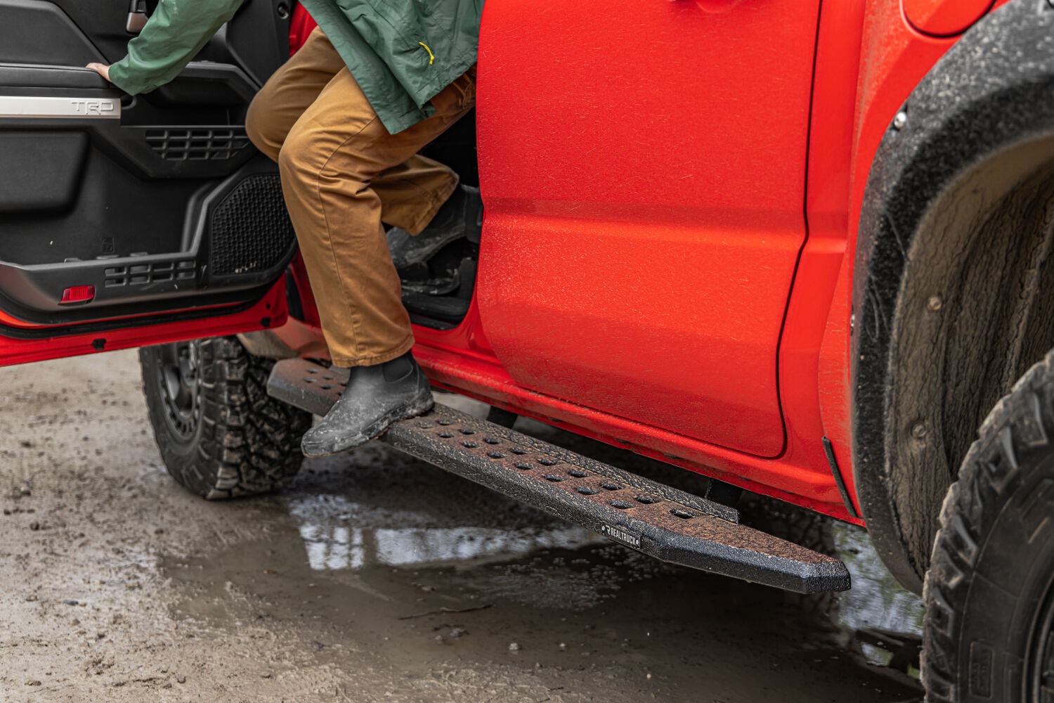 Go Rhino 69643268ST - RB30 Running Boards, Extended Cab, Black