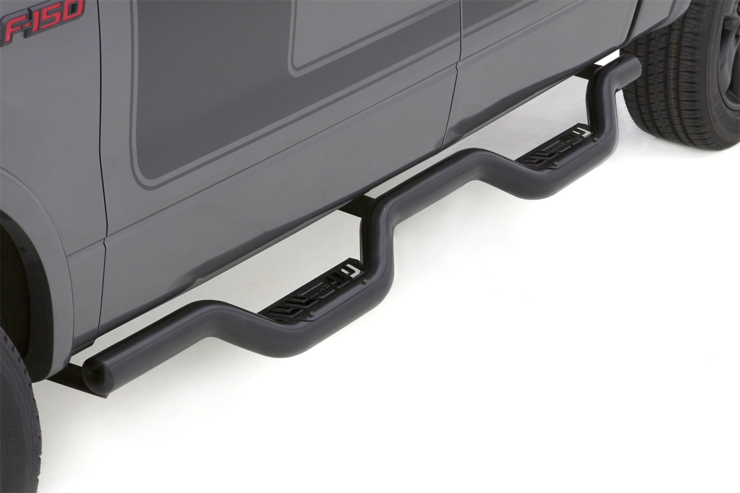 Lund 26610029 - Latitude Steps, 2-Piece Set, Crew Cab