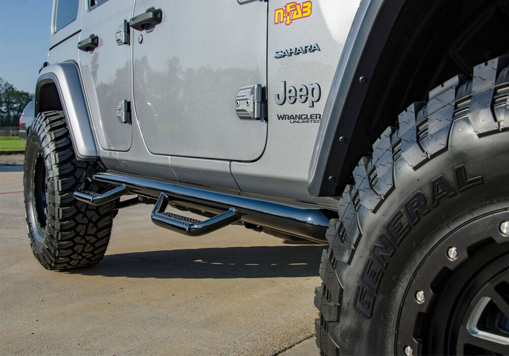 N-Fab J1866-GB - Nerf Steps, Gloss Black, Wheel-to-Wheel (2 Steps per Side) - 3in Main Tube
