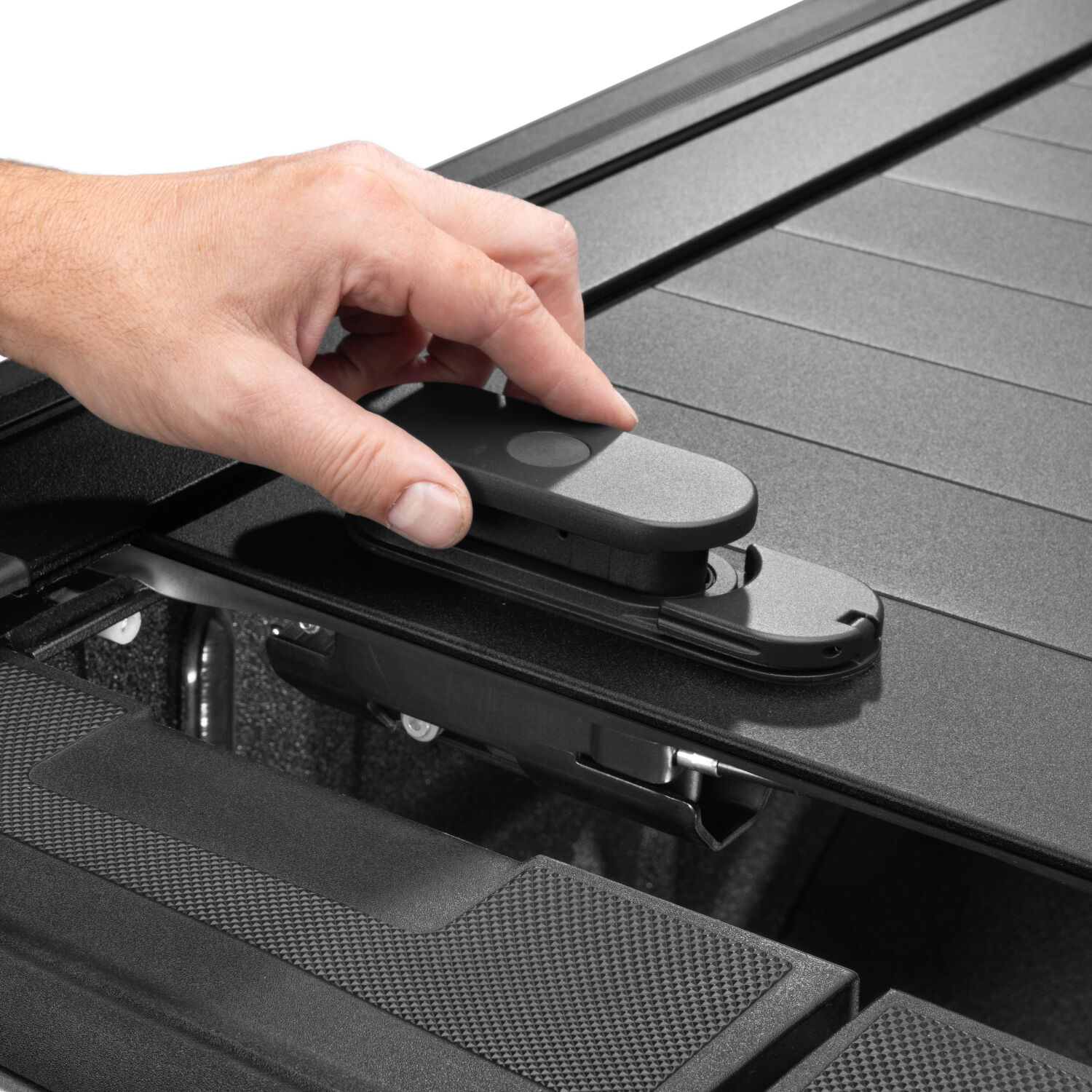 Retrax T-80421 - RetraxPRO XR, 5'9" Bed, Matte Black