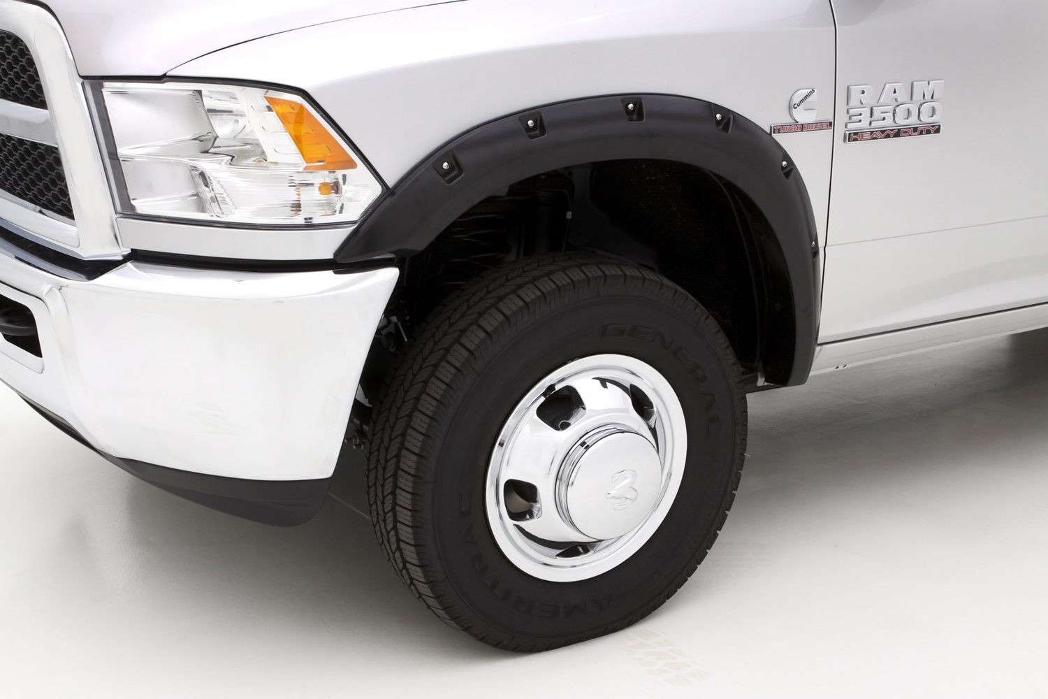 Lund RX131SA - RX-Rivet Style Fender Flares, 2-Piece Front, Black