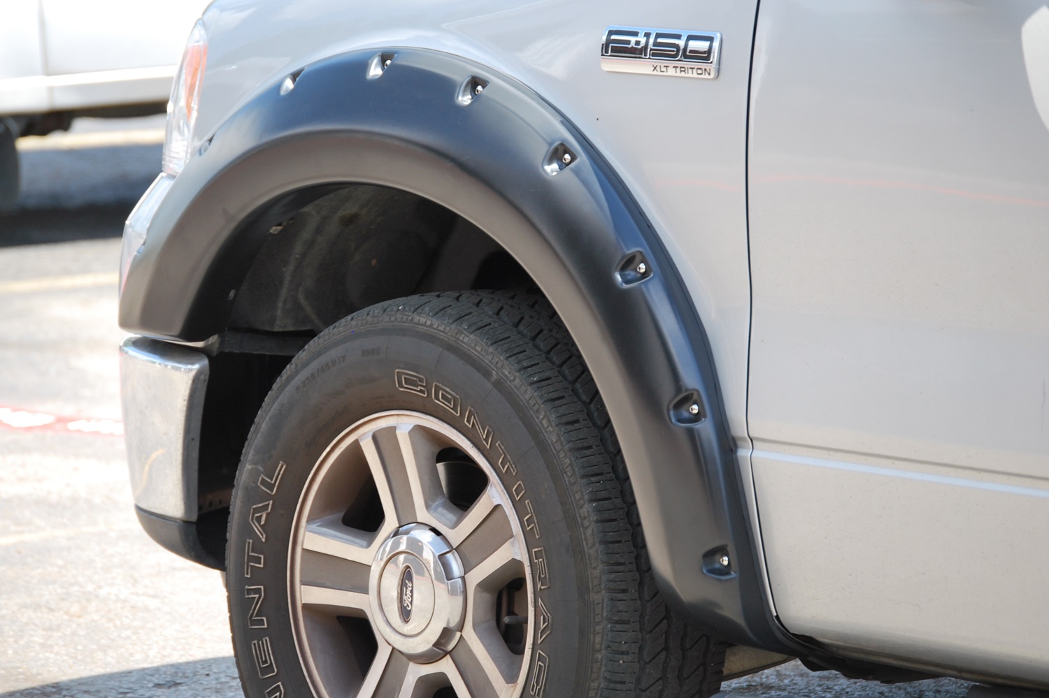 Lund RX310SA - RX-Rivet Style Fender Flares, 2-Piece Front, Fleetside