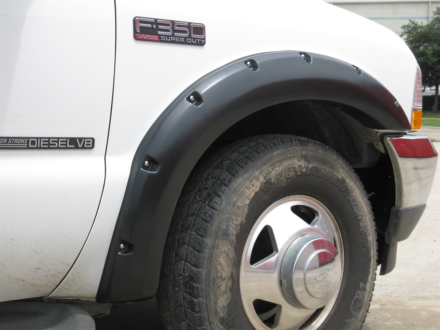 Lund RX311SA - RX-Rivet Style Fender Flares, 2-Piece Front, Fleetside