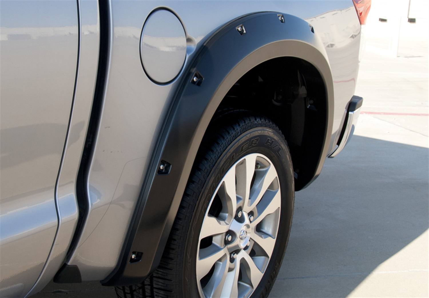 Lund RX602S - RX-Rivet Style Fender Flares, 4-Piece Set, Fleetside