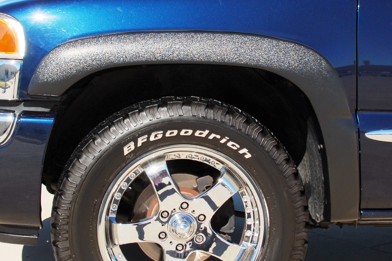 Lund SX111-2T - SX-Sport Style Fender Flares, 4-Piece Set, 5'9" Bed