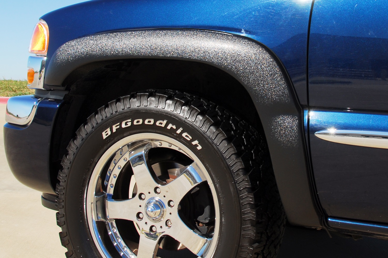 Lund SX111-2T - SX-Sport Style Fender Flares, 4-Piece Set, 5'9" Bed