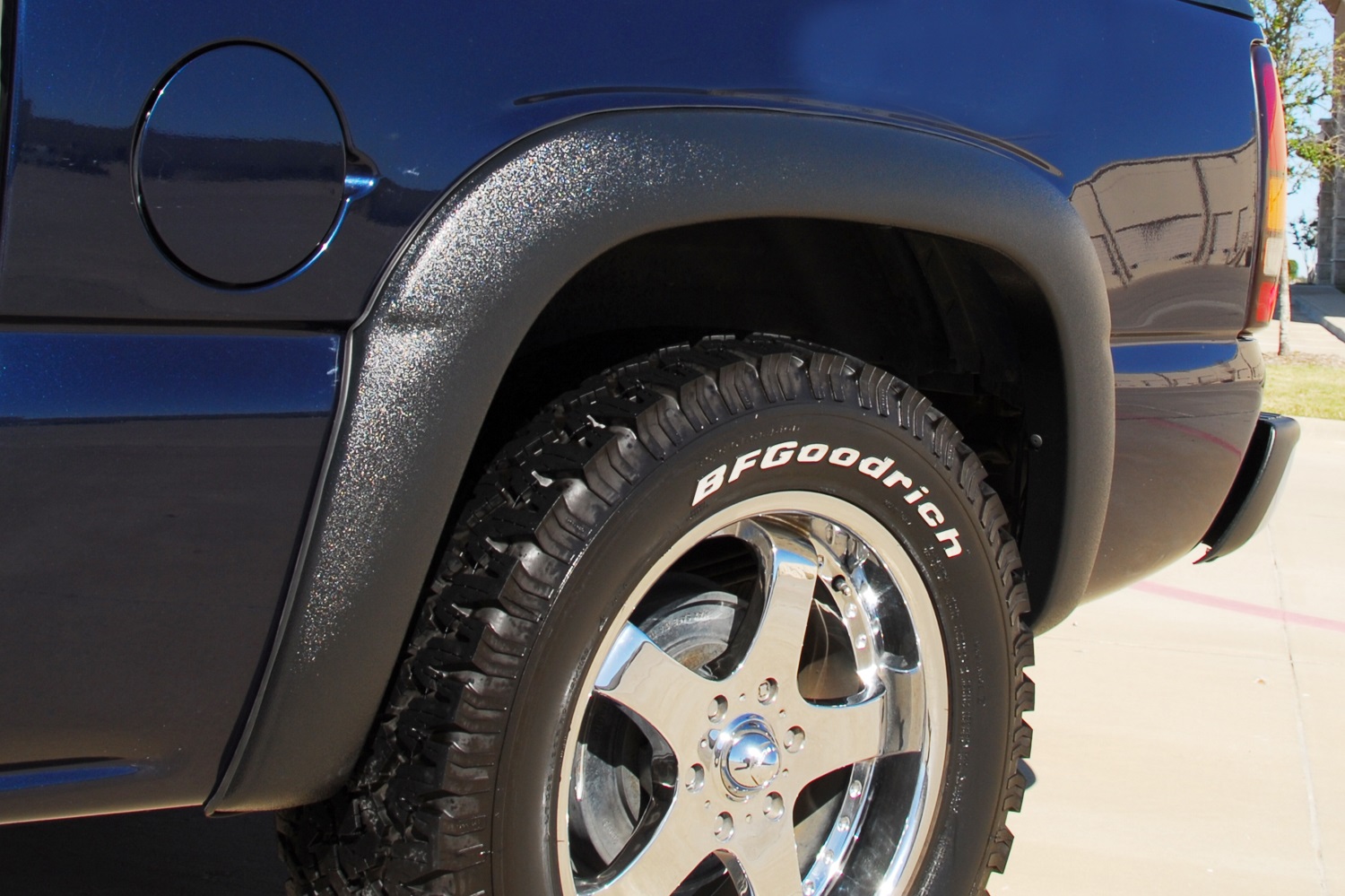 Lund SX110TB - SX-Sport Style Fender Flares, 2-Piece Rear, Fleetside